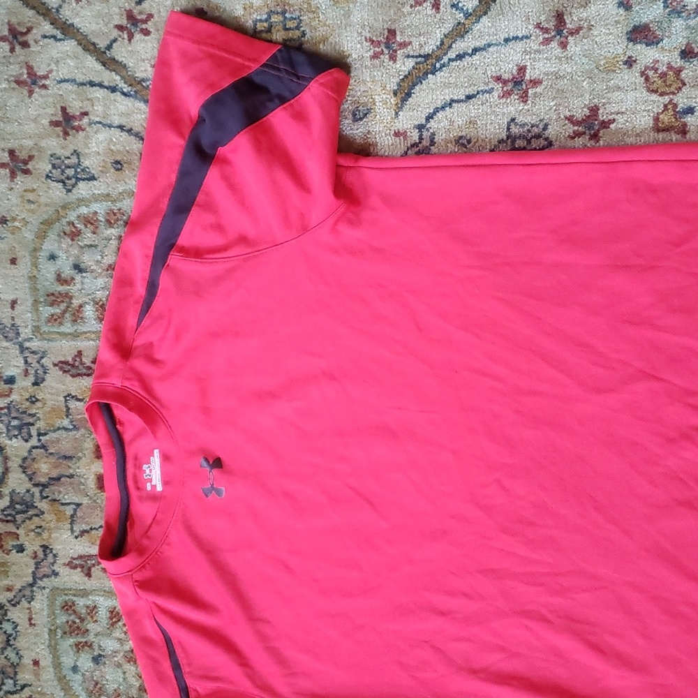 Under Armour T-shirt - Picture 4 of 6